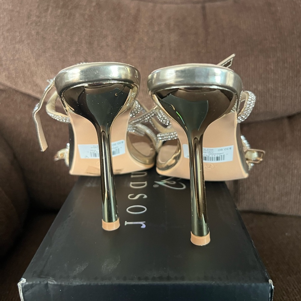 Windsor Gold Narala  Stiletto Heels - Picture 5 of 8